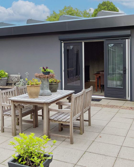 gastenverblijf-huissen-ingang-hero